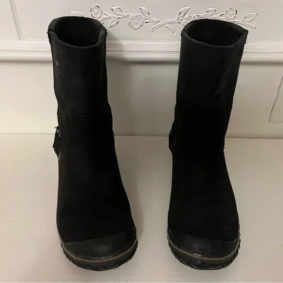 Sorel Suede Boots