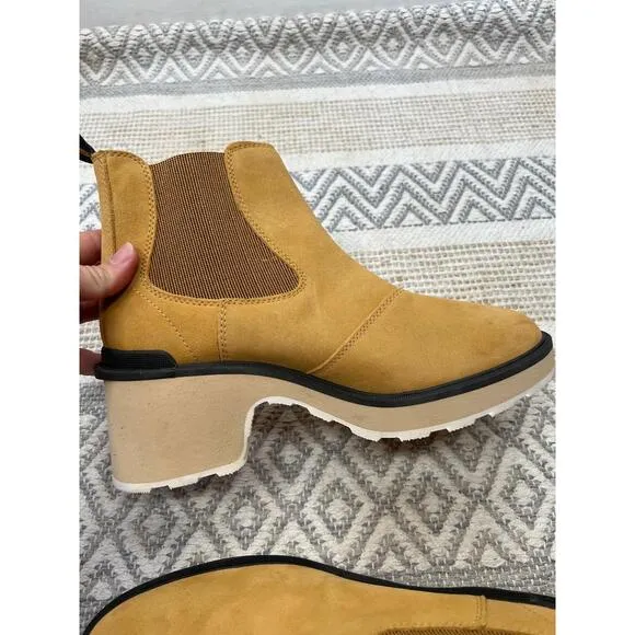 Sorel Tan Hiline Chelsea Boots Chunky Heel Elastic Panels Pull Tab Size 10.5