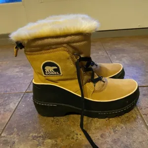 Sorel Tivoli lll boots