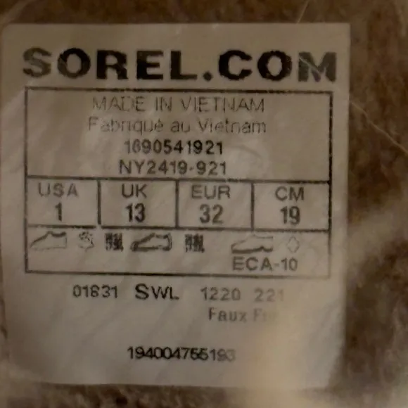 Sorel Tofino II 2 fur lined waterproof snow boots girls 1