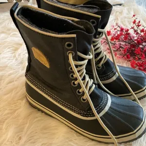 SOREL Waterproof boots
