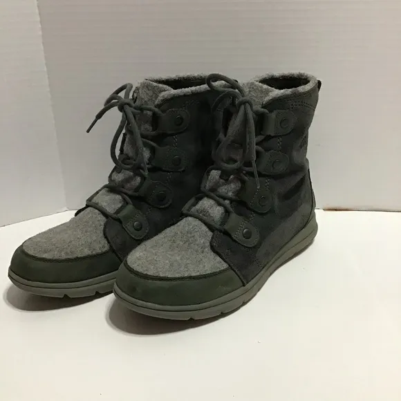 Sorel Women's Explorer Joan Waterproof Boot Gray Suede/Leather Lace Up Size 10