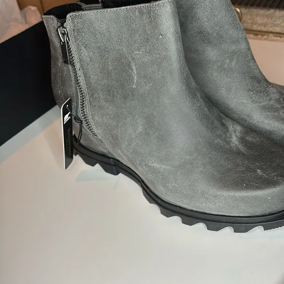 Sorel Women's Extended Joan of Arctic Wedge III Zip Wide Boots 10.5 NWT