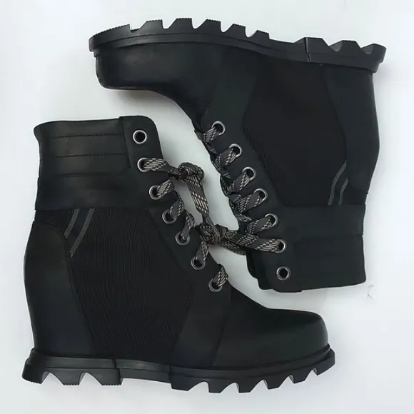 SOREL Women's Joan Of Arctic Wedge III Lexie Boot Black Size 9