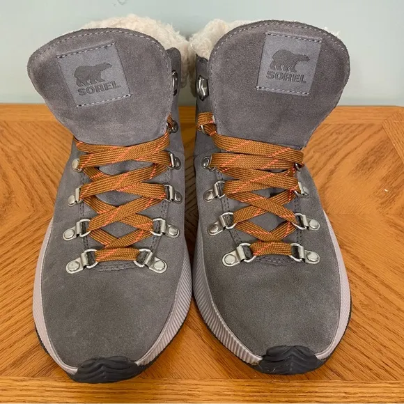 Sorel Women’s Out N About Conquest Boots Waterproof Gray Size 8 Quarry Fawn