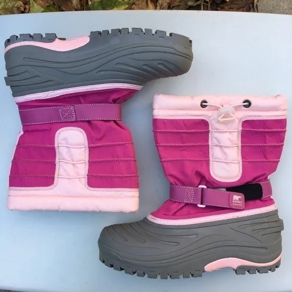 Sorel Women’s Pink Waterproof Snow Boots Size 6