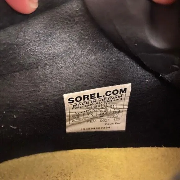 SOREL Womens Size 9.5 Out N About Plus Mid Boot Black Waterproof Leather Boots
