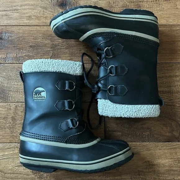 Sorel Yoot Pac TP Waterproof Winter Snow Boots Black Gray Unisex Youth Size 5