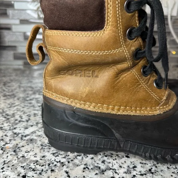 Sorel Youth Cheyanne Boot — Waterproof Winter Boots Size 5