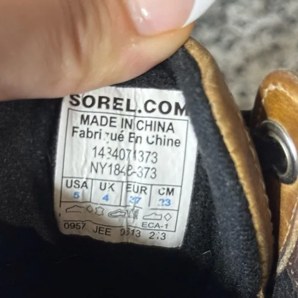 Sorel Youth Cheyanne Boot — Waterproof Winter Boots Size 5