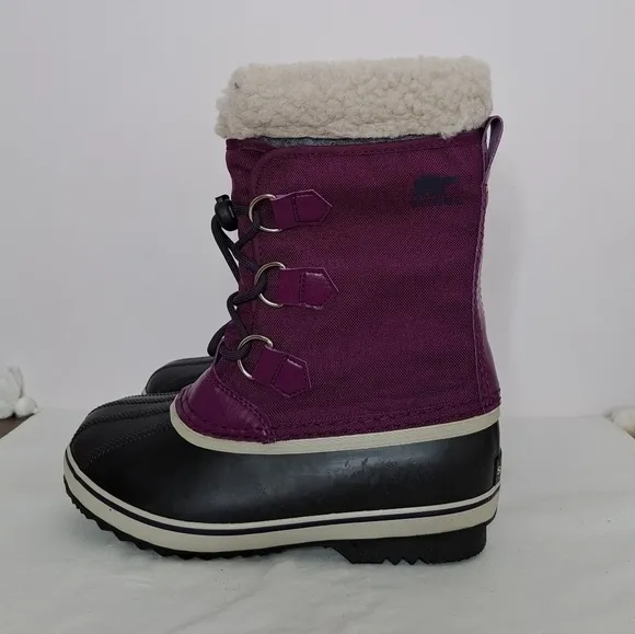 Sorel youth yoot pac nylon boot purple 4 NWT