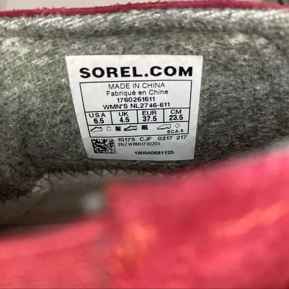 Sorel Cozy Short Snow Boot