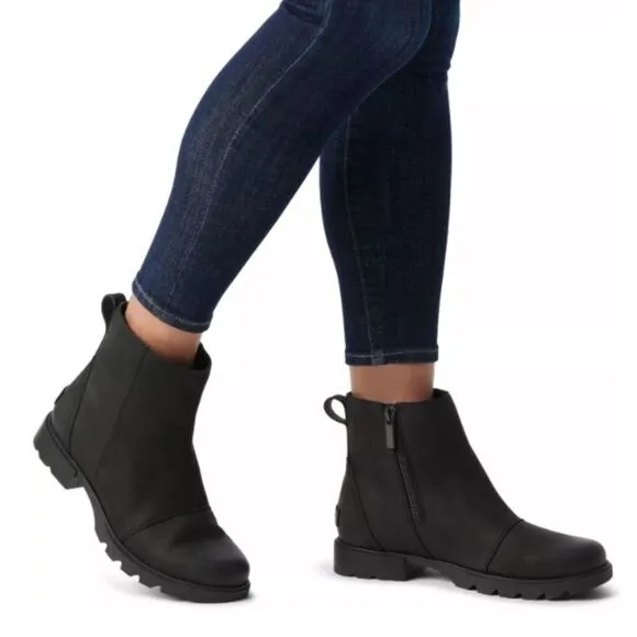 Sorel EMELIE™ III Women's Waterproof Chelsea Bootie in Size 6.5