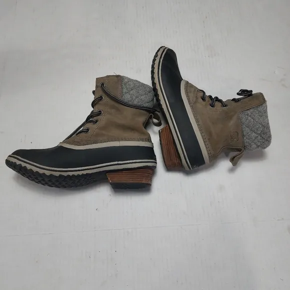 Sorrel Slimpark Lace Up Boots Size 10