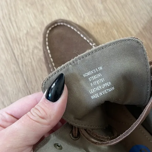 Sperry Suede Brown and Gray High-Top Lace Up Boots Size 6.5 NWT
