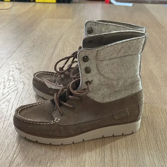 Sperry Suede Brown and Gray High-Top Lace Up Boots Size 6.5 NWT