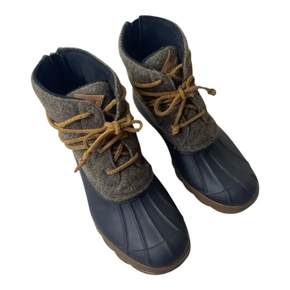 Sperry Top-Sider Women’s Saltwater Wedge Tide Wool Duck Boots