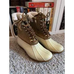 Sperry Women’s Saltwater Waterproof boots