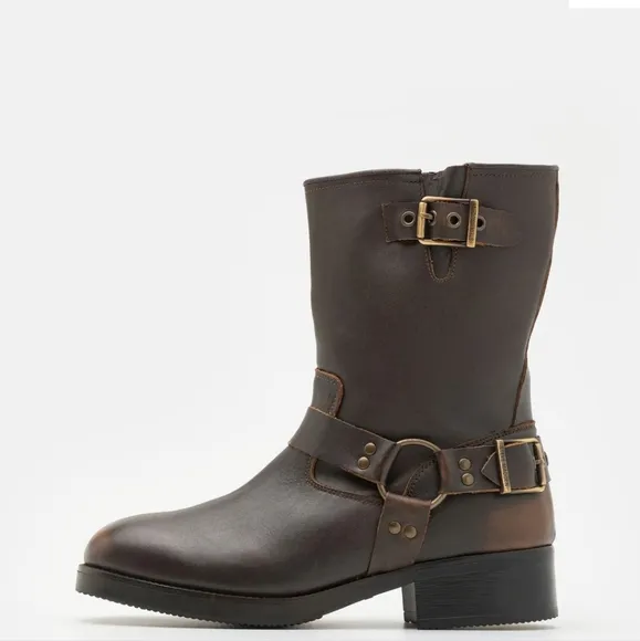Steve Madden ANVIL Boots,  - Cowboy/Biker boots - brown. NIB. SZ 6