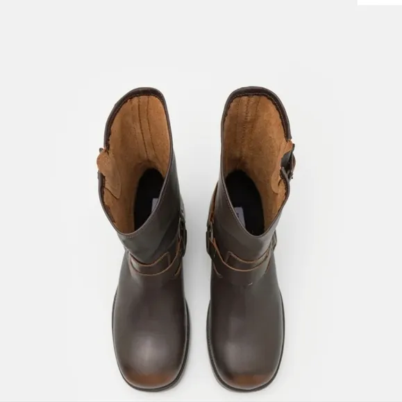 Steve Madden ANVIL Boots,  - Cowboy/Biker boots - brown. NIB. SZ 6