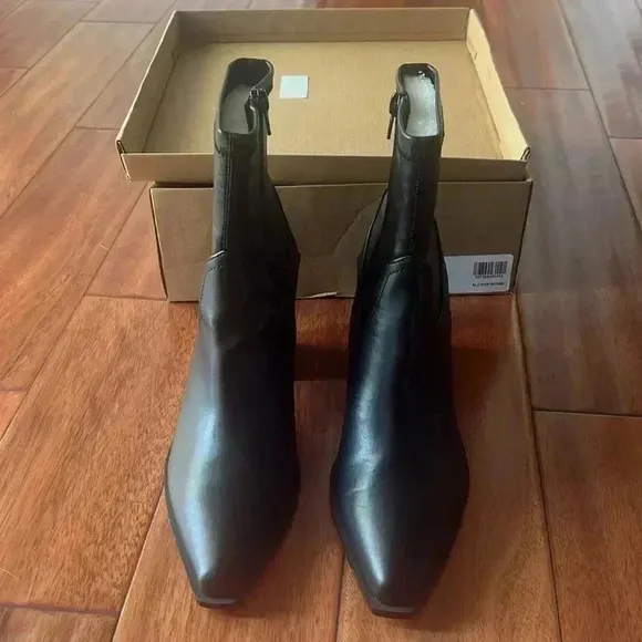 Steve Madden Faux leather black Alecia Western Boots Size 8.5