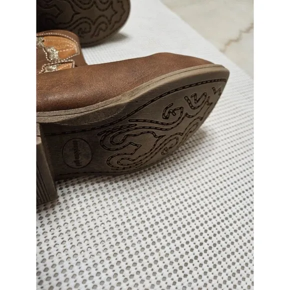 Steve Madden Girls Brown Color High Round Toe Western Solid Boots Size 3