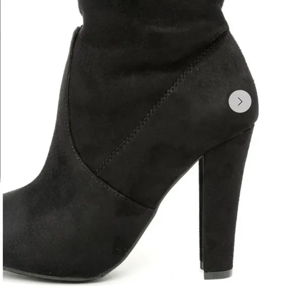 Steve Madden  Gorgeous Black Vegan suede over the knee boots, 8,  GD