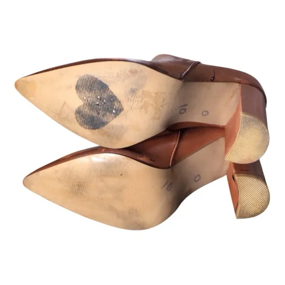 Steve Madden Leather Tan Heeled Boots Pointed Toe size 8.5