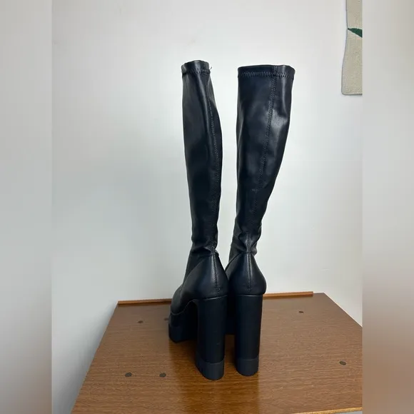 Steve Madden Mara 8.5M Black Stretch Leather Chunky Platform knee Boots Future