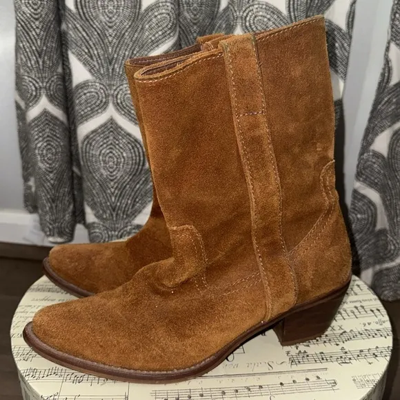 Steve Madden Peramis Suede Cognac Western Boots