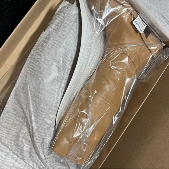 Steve Madden Riggs - Banana Leather Boots Size 5.5 (NWT)