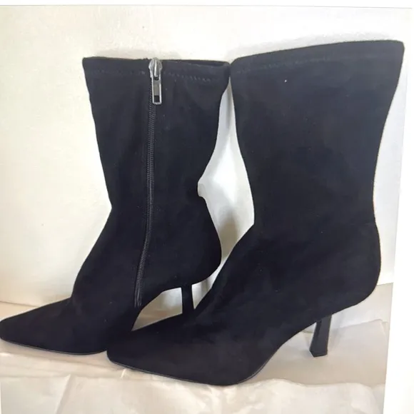 Steve Madden Vakay Ceremonie Black Suede Boots 9.5 Med Booties New Heels