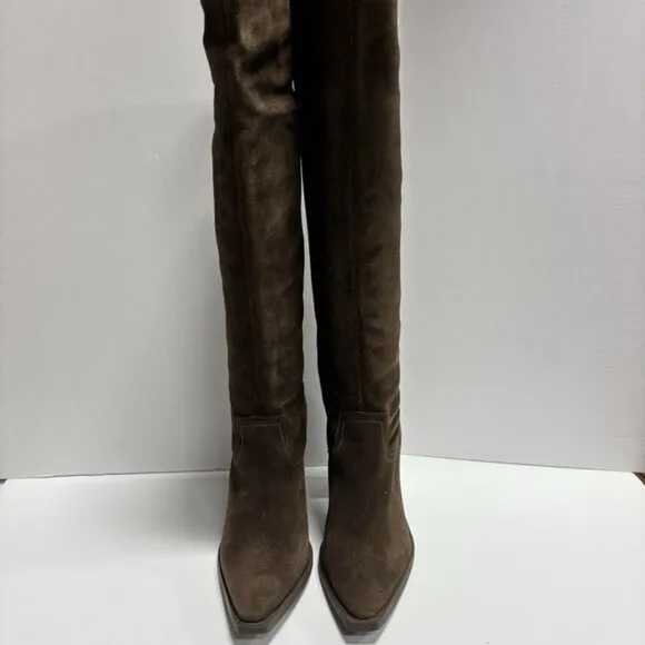 Steve Madden Women’s Emmet, Brown Suede Knee High Boots, Size 10 M
