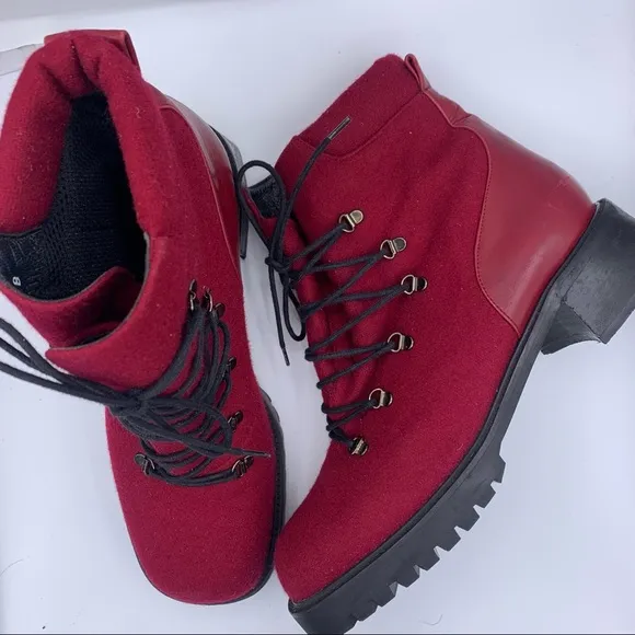 Stuart Weitzman ankle combat boots wool/leather wine color women’s Size 8
