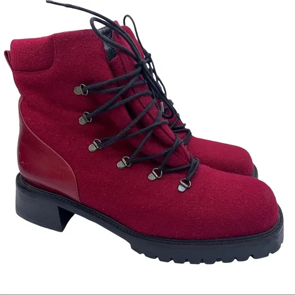 Stuart Weitzman ankle combat boots wool/leather wine color women’s Size 8