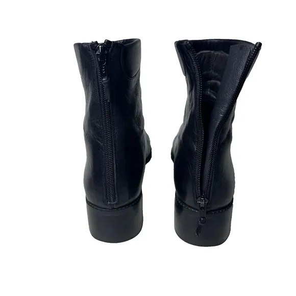 Stuart Weitzman Boots  Black Leather Ankle Square Toe Block Heel  Women