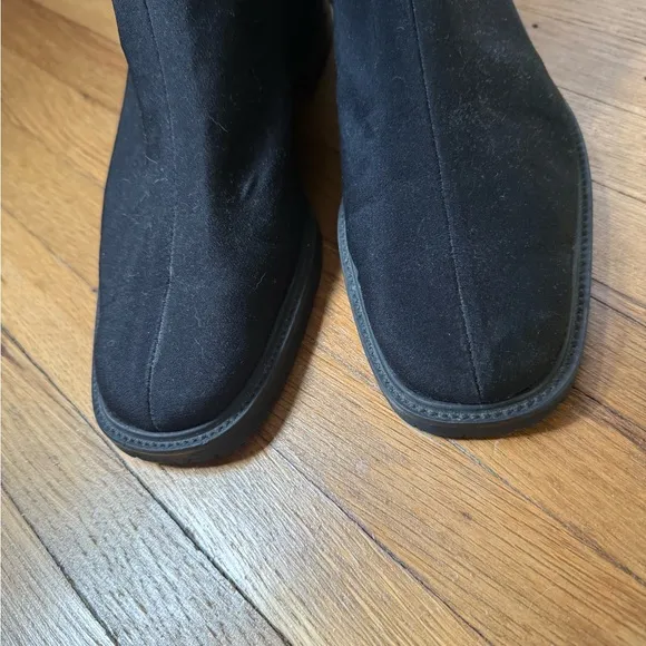Stuart Weitzman Gore-Tex Square Toe Block Heel Ankle Boots | Size 7