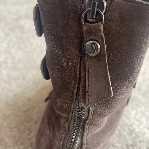 STUART Weitzman Jitter Bug Taupe Suede Buckle Moto Chunky Combat Boots EUC 6