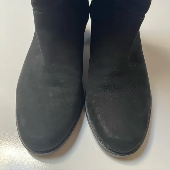 Stuart Weitzman knee-high suede boots, size 7