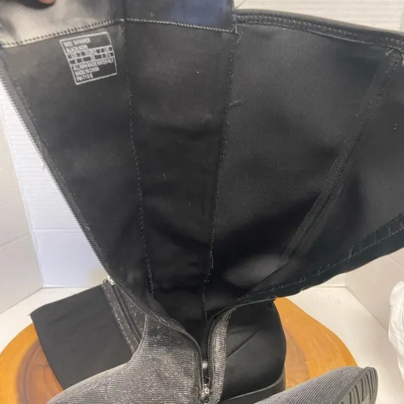 Stuart Weitzman SHIMMER Size youth 4 Riding Boots