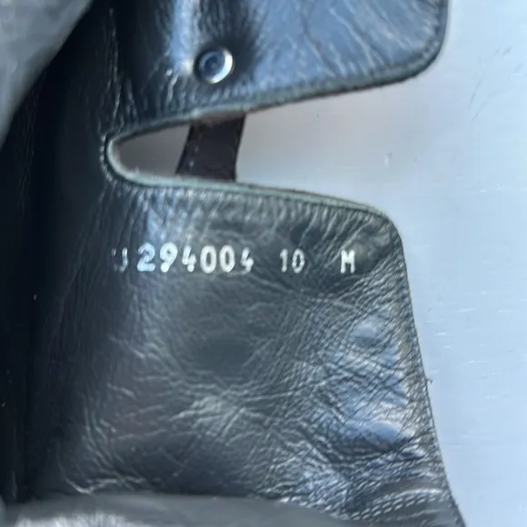 Stuart Weitzman Women's Go West Londra Gray Suede Studded Boots Size 10‎
