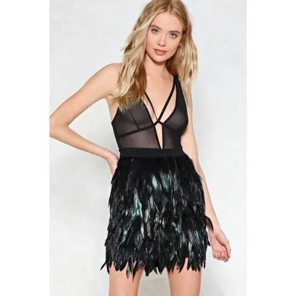 💥STUNNING💥Genuine Feather Mini Skirt in Black