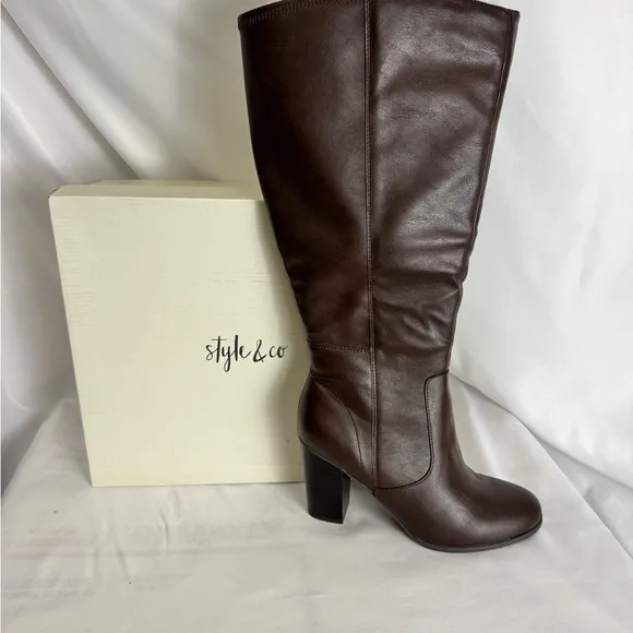 Style &amp; Co‎ Brown Heeled Boots with Chunky Block Heel