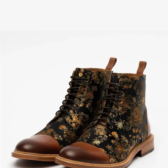 Taft Black and Brown Boots Classic Ankle-High Design