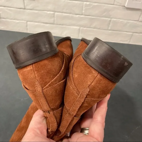 Talbots 8 chestnut suede wool lined boots