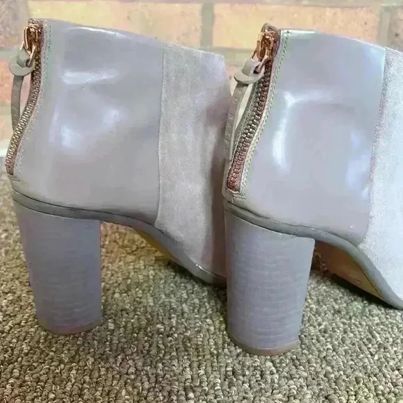 Ted Baker London Lorca zipper back heeled ankle booties