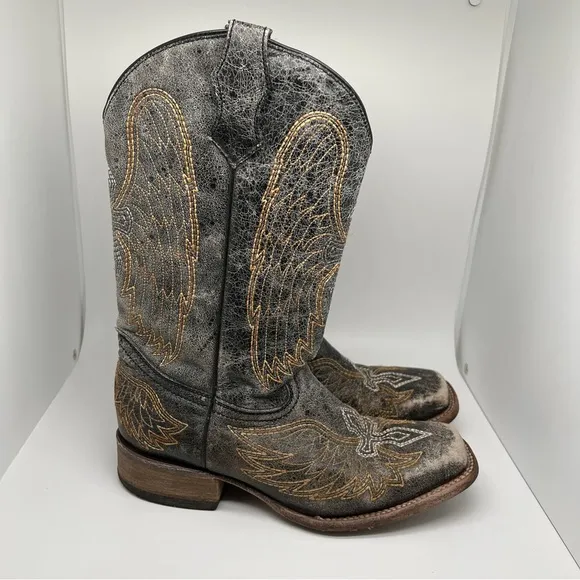 Teens Corral Leather Boots Size 4