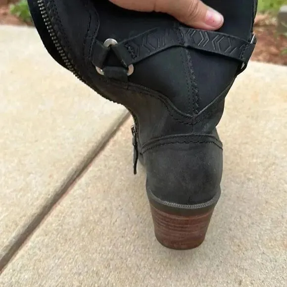 Teva Foxy Nubuck Mid Calf Leather Boots