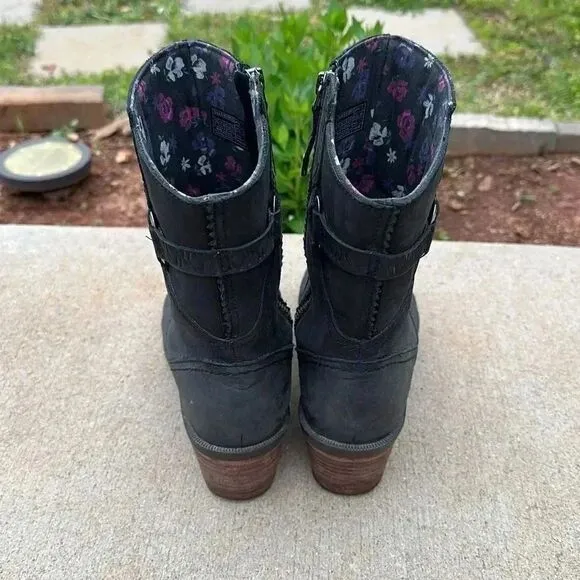 Teva Foxy Nubuck Mid Calf Leather Boots