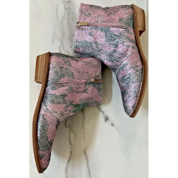 The Animals Observatory Kids Size 35 Glitter Coyote Boots Pink‎